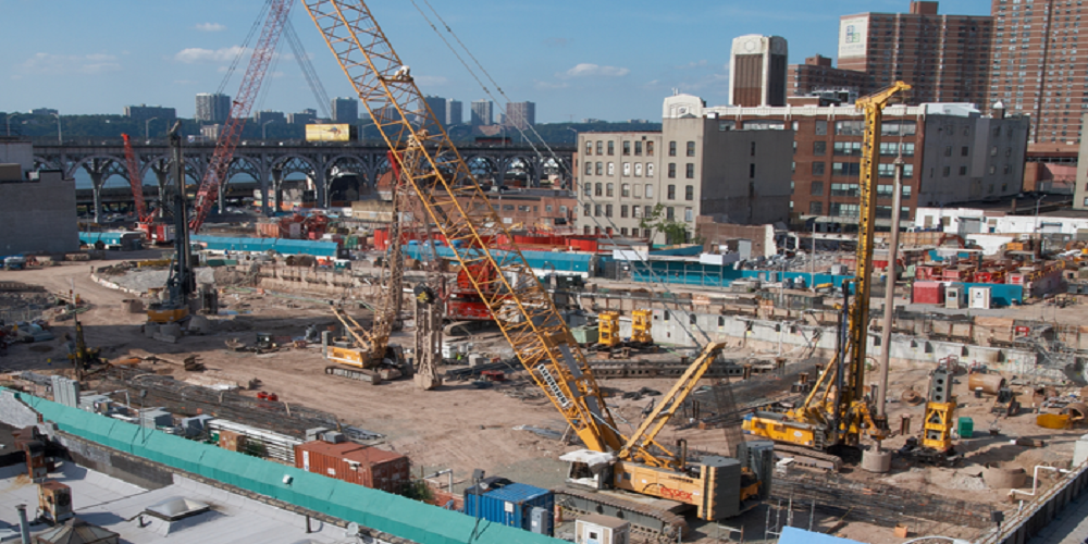 What is an aluminum mast lift?